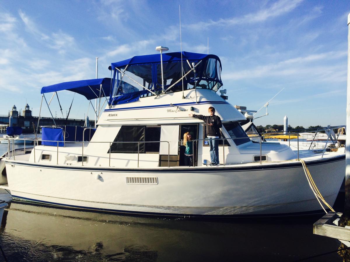 Atlantic 37 Double Cabin Double Cabin Trawler