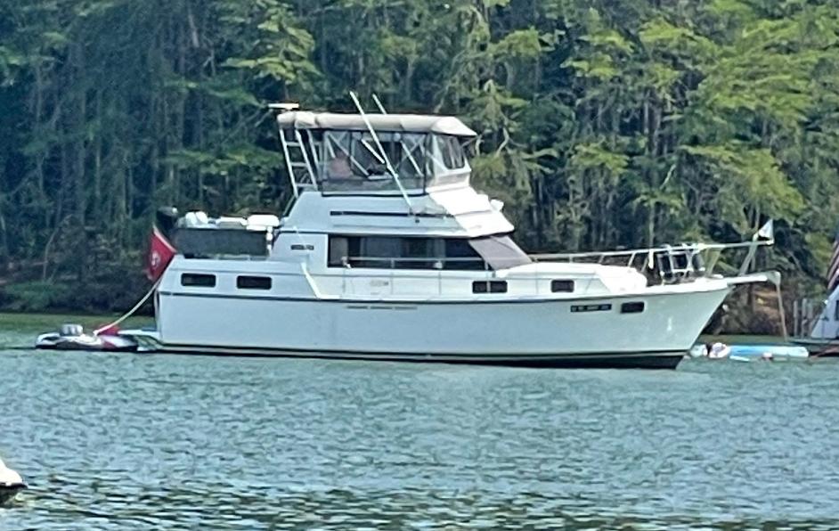 Carver 3607 Aft Cabin Aft Cabin