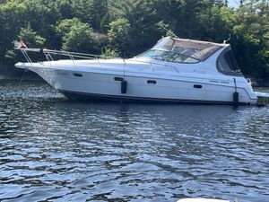 Cruisers Yachts 3260 / 3270 Esprit Esprit