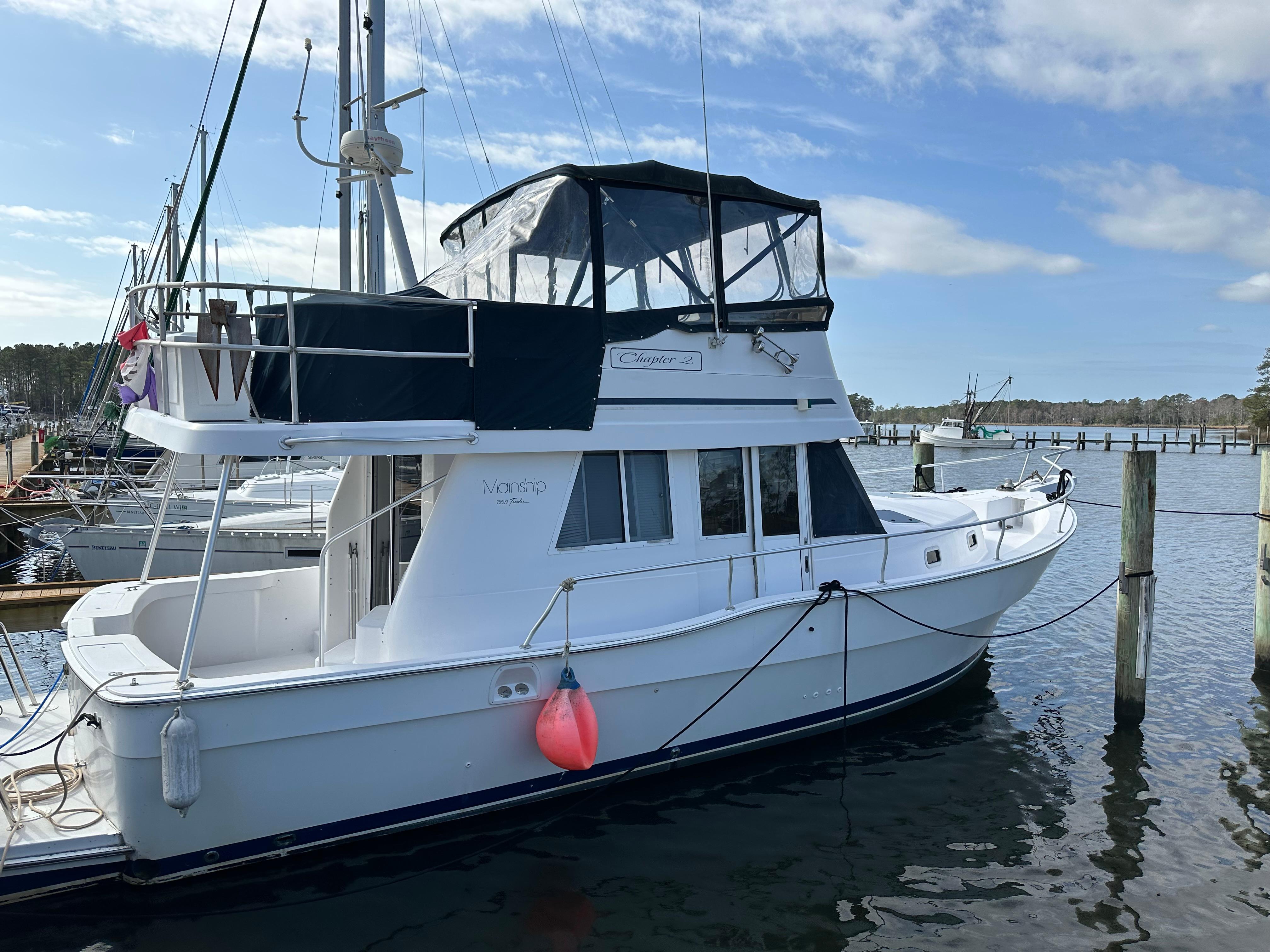 Mainship 350 Trawler