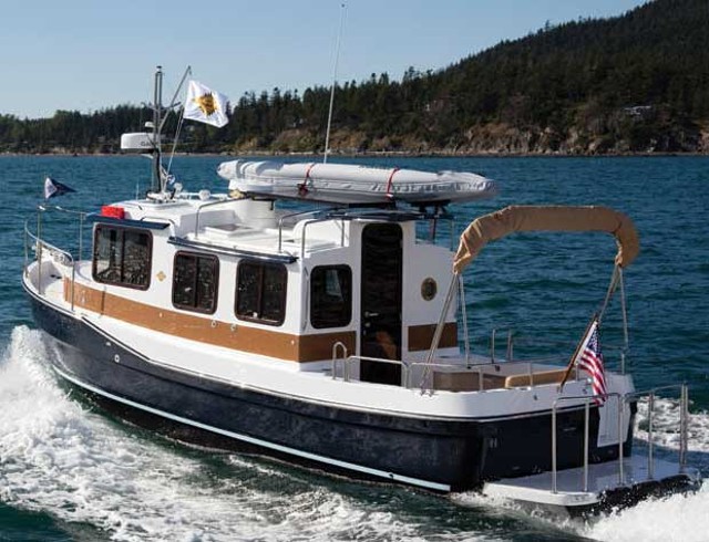 Ranger Tugs R-27 Current twin-outboard
