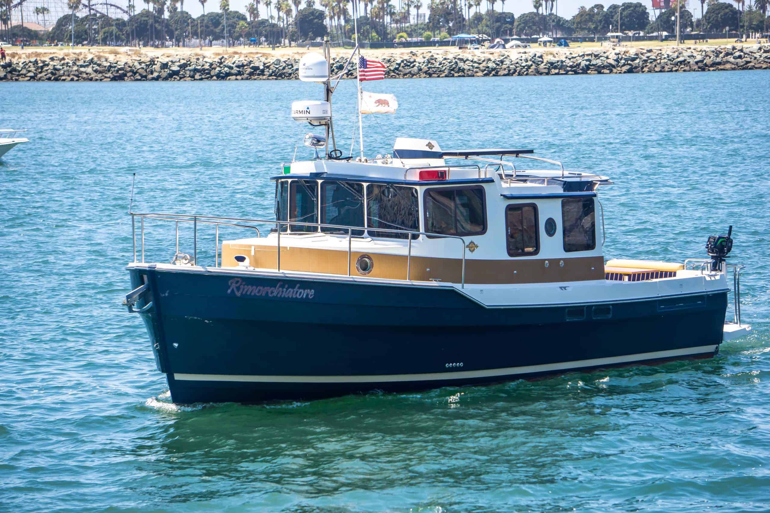 Ranger Tugs R-31 S Sedan