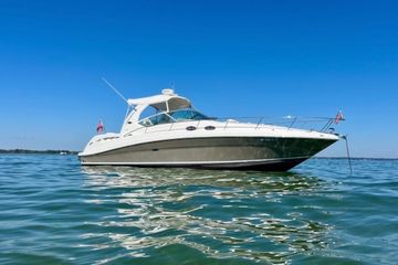 Sea Ray 340 Sundancer Multi-Generation Express Cruiser