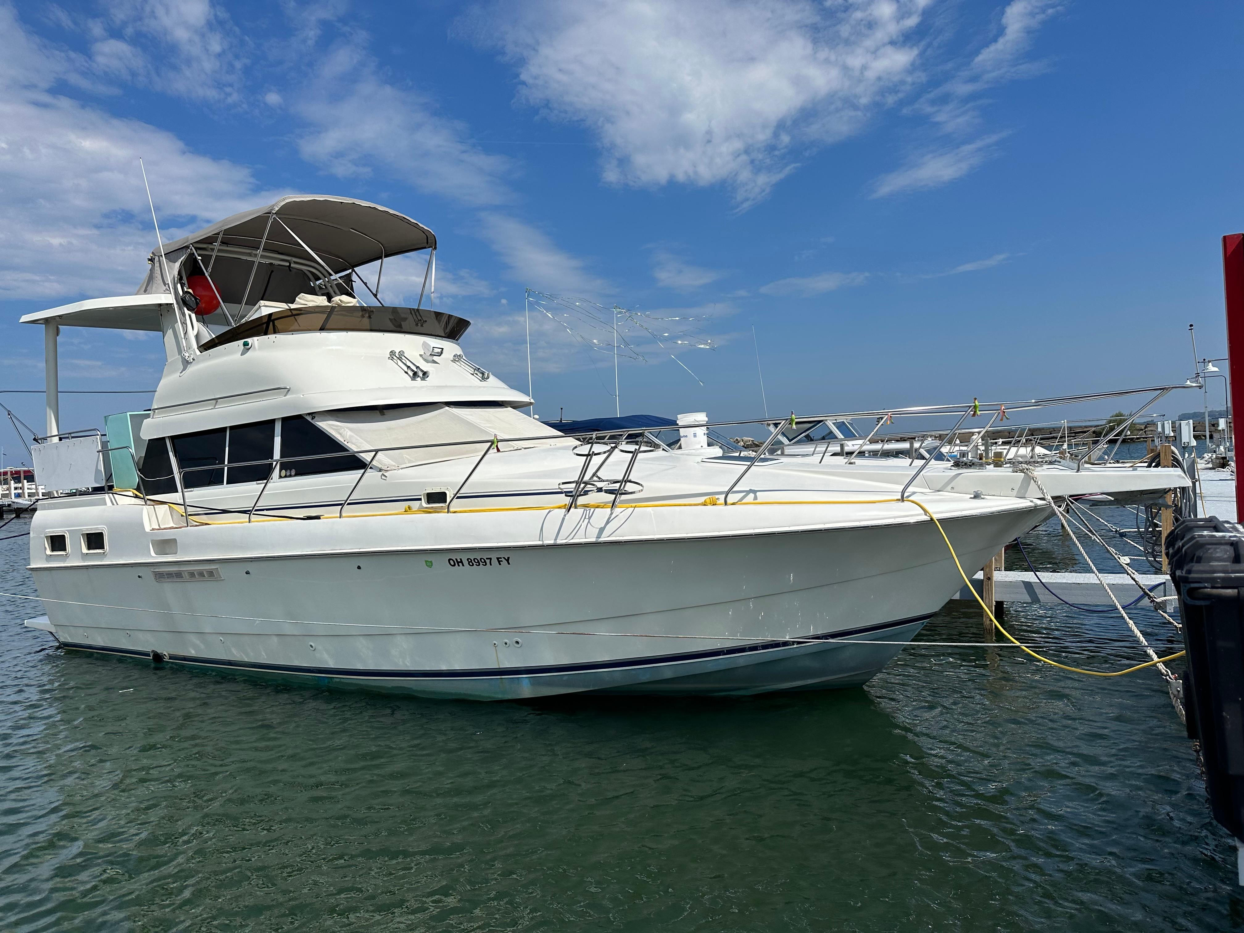 Silverton 34 Motor Yacht Aft Cabin Motor Yacht