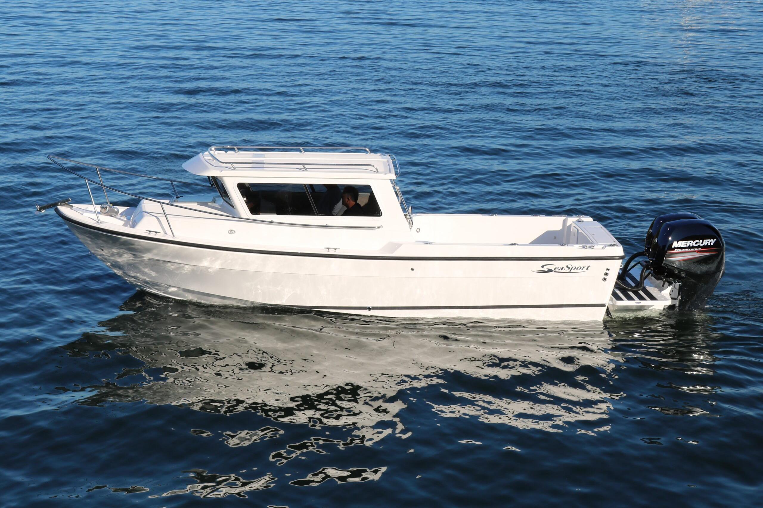 Sea Sport XL 2400 Long-Cockpit Pilothouse