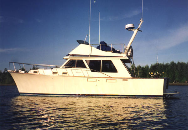 Tollycraft 37 Sedan Flybridge Sedan